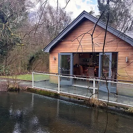 Bracken Ground Дом отдыха *